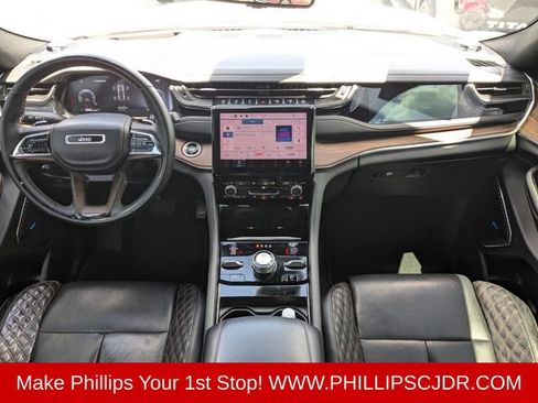 Used 2023 Jeep Grand Cherokee Summit w/ Adv Protech Group IV AWD/4WD image 14