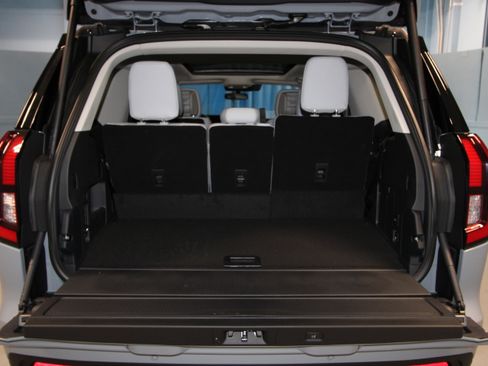 New 2026 Ford Expedition Platinum image 41