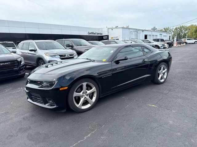 Used 2015 Chevrolet Camaro SS RWD image 9