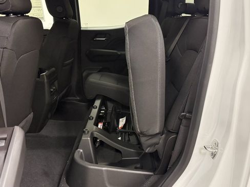 New 2026 GMC Canyon Elevation w/ Convenience Package image 21