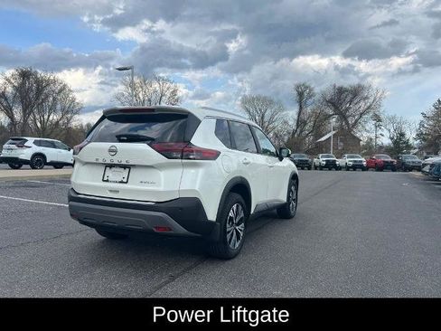 Certified 2023 Nissan Rogue SV w/ SV Premium B Package AWD/4WD image 16