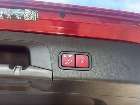 Certified 2024 Mercedes-Benz GLS 450 4MATIC image 23