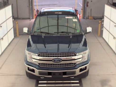 Used 2018 Ford F150 Lariat w/ Equipment Group 502A Luxury AWD/4WD image 2