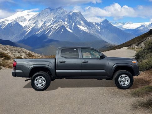 Used 2023 Toyota Tacoma SR image 6