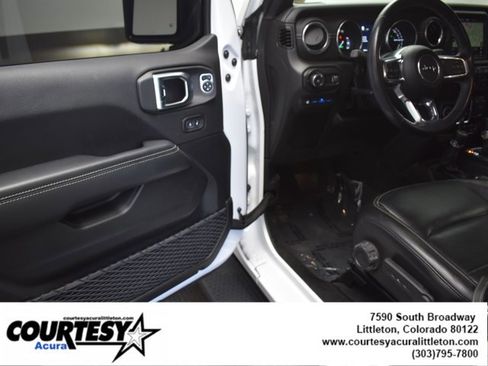 Used 2023 Jeep Wrangler Sahara w/ Cold Weather Group image 6