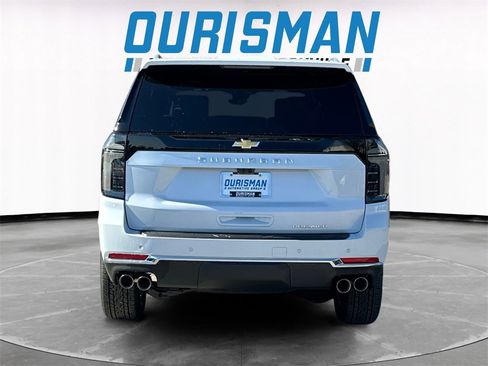 New 2026 Chevrolet Suburban Premier image 5