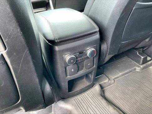 Certified 2020 Ford Explorer XLT w/ Equipment Group 202A AWD/4WD image 10