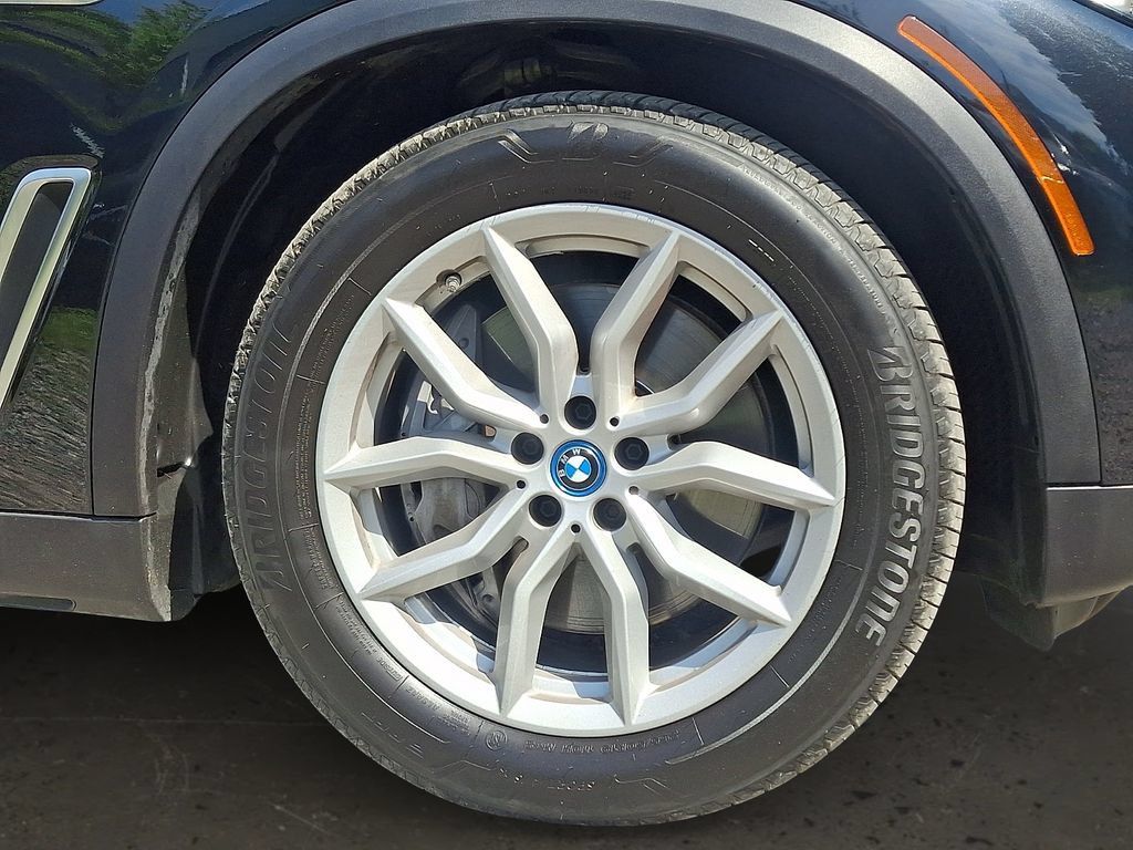 Used 2022 BMW X5 xDrive45e AWD/4WD image 9