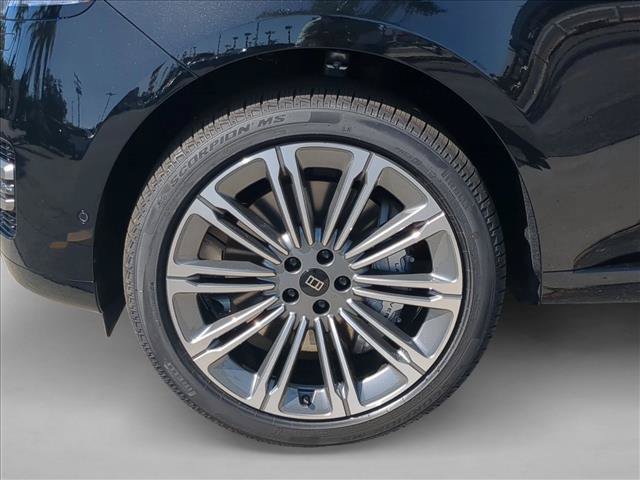 New 2027 Land Rover Range Rover Long Wheelbase SE AWD/4WD image 10