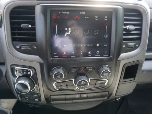 Used 2019 RAM 1500 Express w/ Express Value Package AWD/4WD image 14