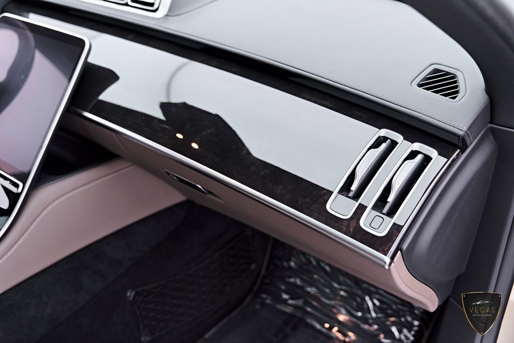 Used 2024 Mercedes-Benz Maybach S 680 4MATIC image 50