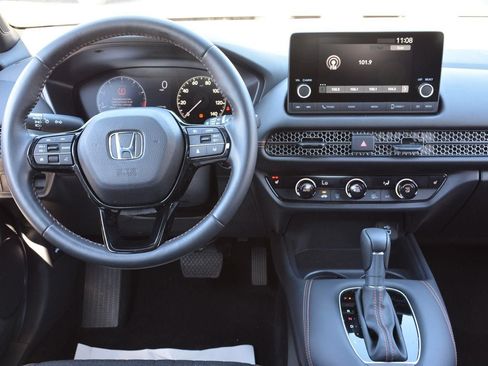 Used 2024 Honda HR-V Sport image 11