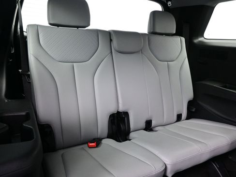 Used 2025 Hyundai Palisade SEL image 17