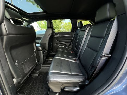 Used 2019 Jeep Grand Cherokee Limited w/ Luxury Group II AWD/4WD image 45