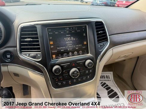 Used 2017 Jeep Grand Cherokee Overland w/ Jeep Active Safety Group AWD/4WD image 20