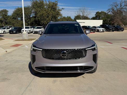 New 2026 Volvo XC90 B6 Plus w/ Protection Package Premier image 6