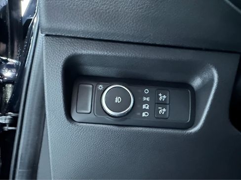 New 2025 Ford Ranger XLT w/ Black Appearance Package image 18