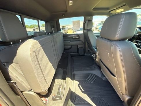 Used 2025 GMC Sierra 1500 AT4 w/ AT4 Premium Package AWD/4WD image 31