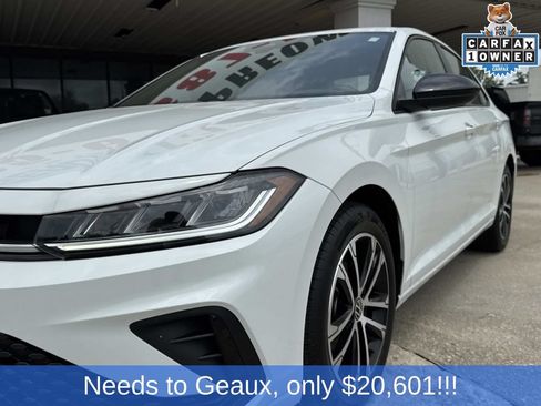Used 2025 Volkswagen Jetta Sport FWD image 7