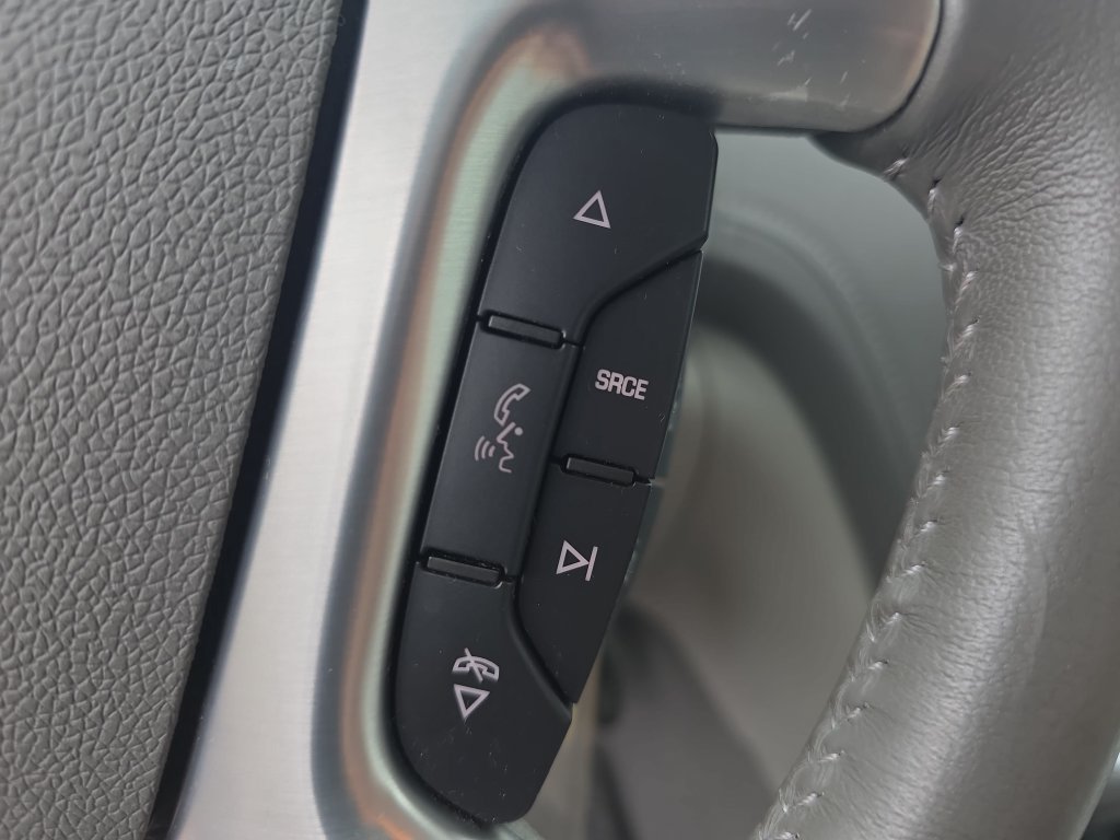 Certified 2017 GMC Acadia Limited SLT FWD image 20
