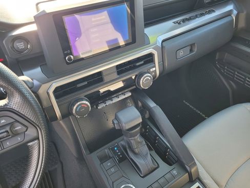 Used 2026 Toyota Tacoma SR5 image 19