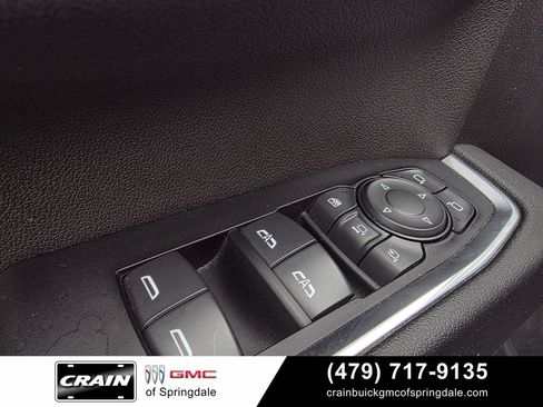 Used 2024 Chevrolet Silverado 2500 High Country w/ Technology Package AWD/4WD image 12