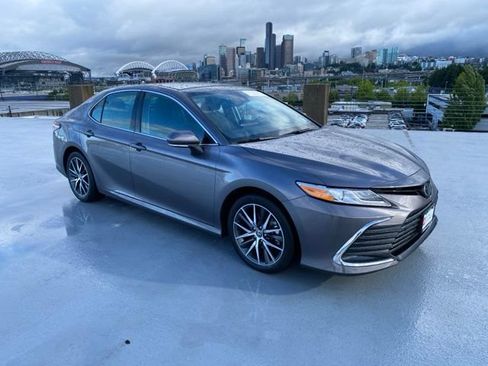 Certified 2024 Toyota Camry XLE w/ Navigation Package AWD/4WD image 30