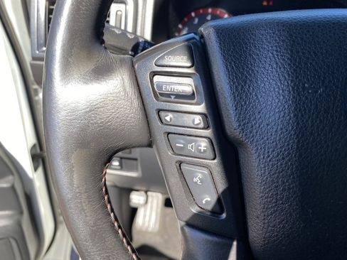 Used 2020 Nissan Titan PRO-4X w/ Pro-4x Convenience Package image 27