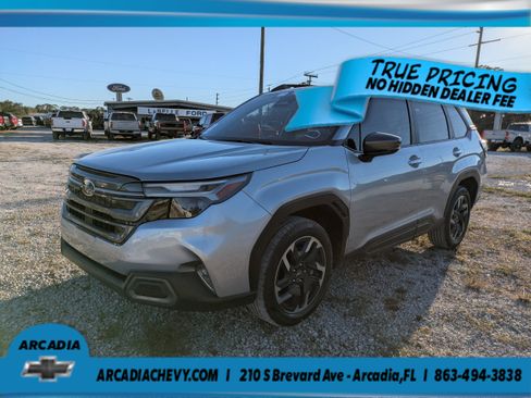 Used 2025 Subaru Forester Limited AWD/4WD image 8