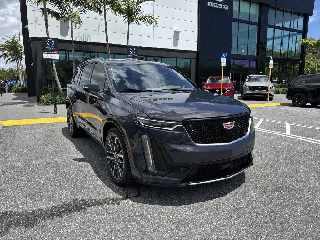 Used 2024 Cadillac XT6 Sport w/ Platinum Package AWD/4WD image 7