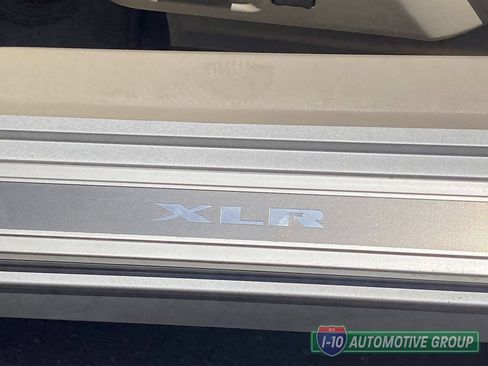 Used 2005 Cadillac XLR RWD image 16