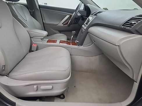 Used 2009 Toyota Camry XLE image 15