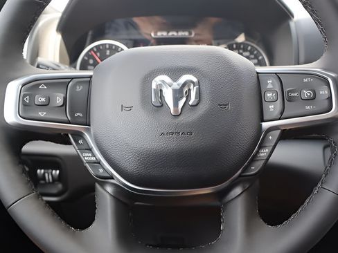 New 2026 RAM 1500 Big Horn AWD/4WD image 12