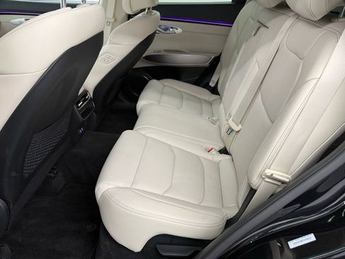 Used 2026 Genesis GV70 2.5T Select image 36