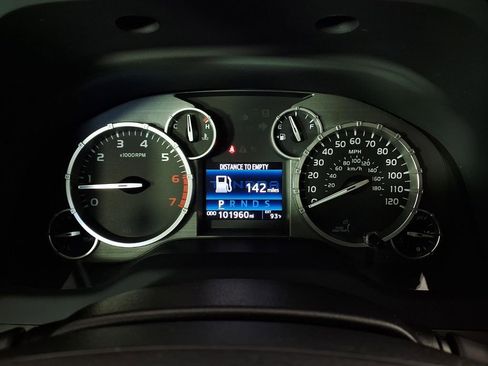 Used 2017 Toyota Tundra SR5 w/ SR5 Upgrade Package RWD image 17