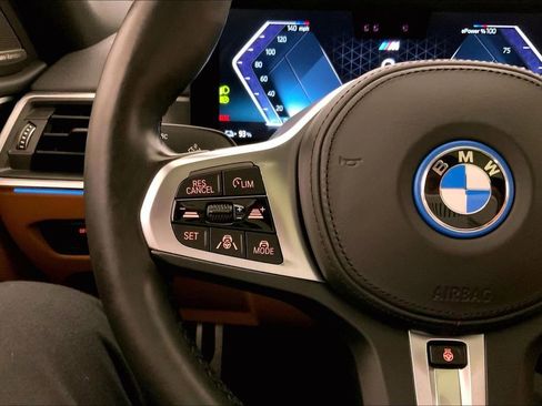 Certified 2023 BMW i4 eDrive40 w/ M Sport Package RWD image 18