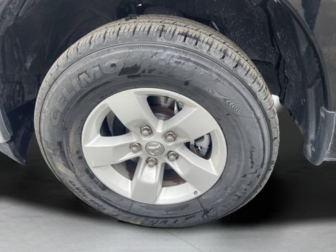 Used 2023 RAM 1500 Classic SLT w/ Trailer & Traction Group image 9