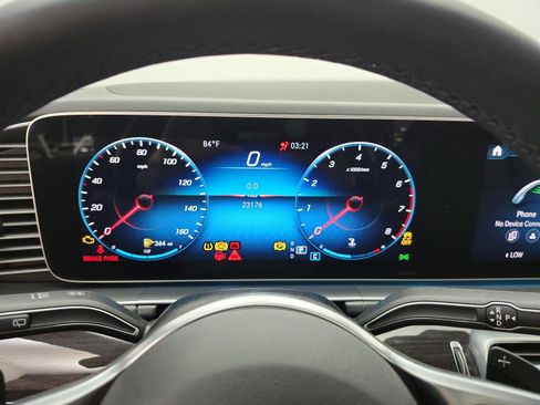 Used 2022 Mercedes-Benz GLE 350 w/ AMG Line Exterior image 9
