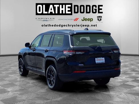 New 2026 Jeep Grand Cherokee L 4WD image 3