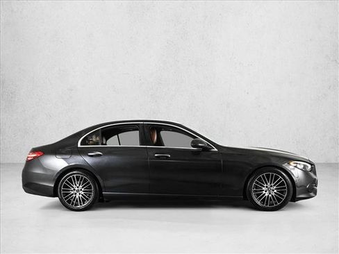 Used 2022 Mercedes-Benz C 300 4MATIC Sedan image 4