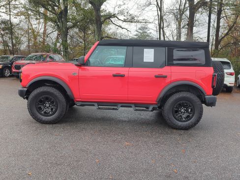 Used 2023 Ford Bronco Wildtrak image 8