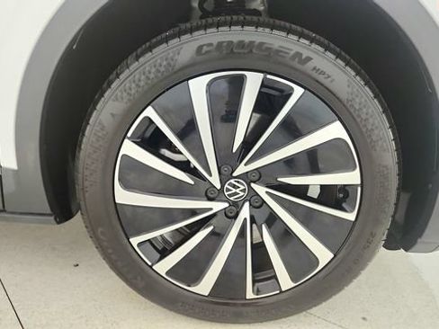 Used 2023 Volkswagen ID.4 Pro S Plus AWD/4WD image 76