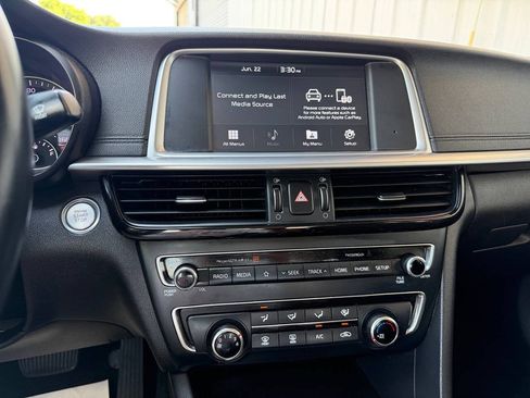 Used 2020 Kia Optima S FWD image 28