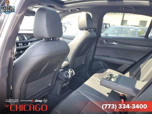 Used 2024 Alfa Romeo Stelvio Sprint AWD/4WD image 11