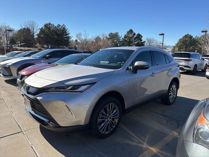 Used 2021 Toyota Venza XLE w/ Softex Package