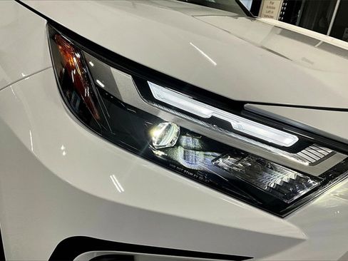 New 2025 Toyota RAV4 XLE w/ Convenience Package image 21