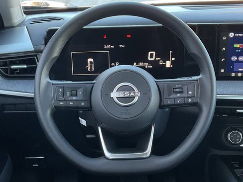 New 2026 Nissan Kicks S image 20