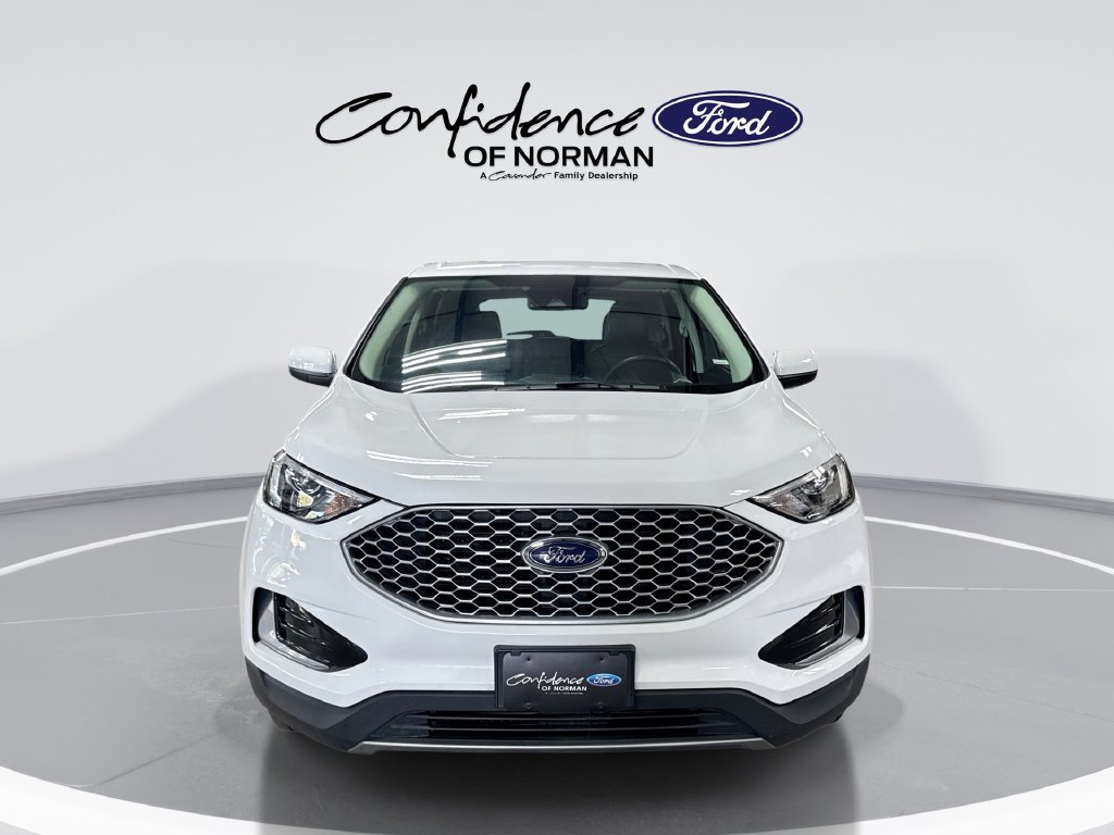 Used 2024 Ford Edge SEL AWD/4WD image 2