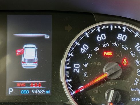 Used 2019 Toyota RAV4 XLE w/ Convenience Package AWD/4WD image 19