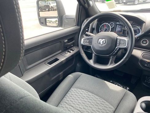 New 2025 RAM 2500 Tradesman image 30